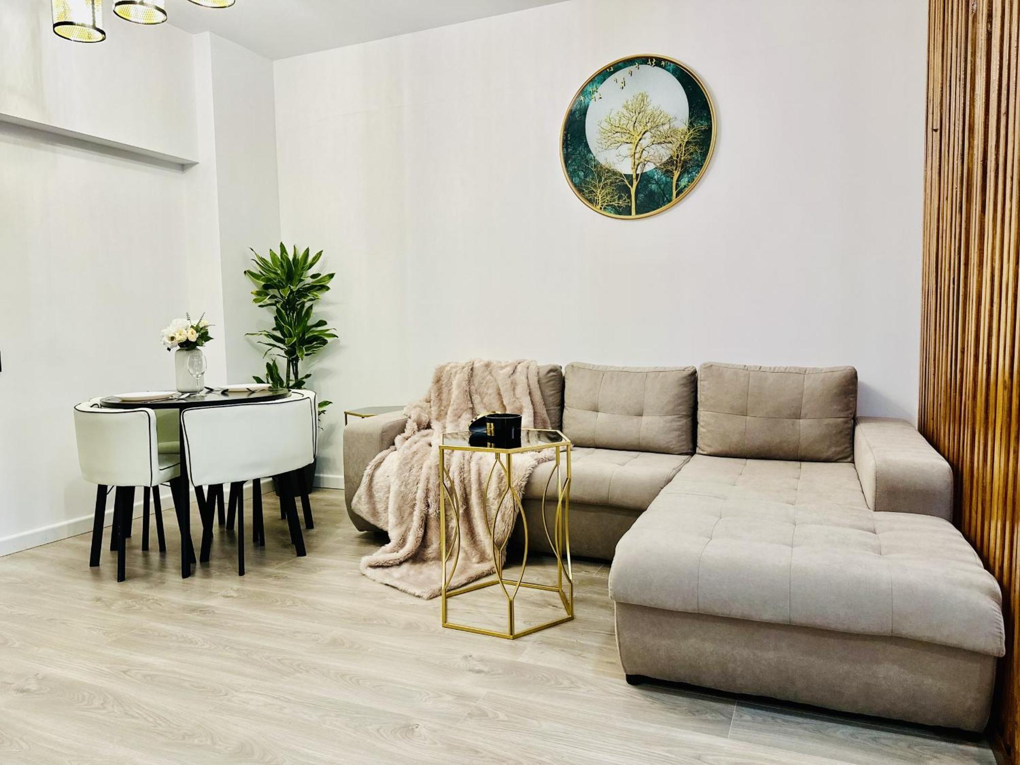 Luxroom In Greenfuture سِنايا المظهر الخارجي الصورة
